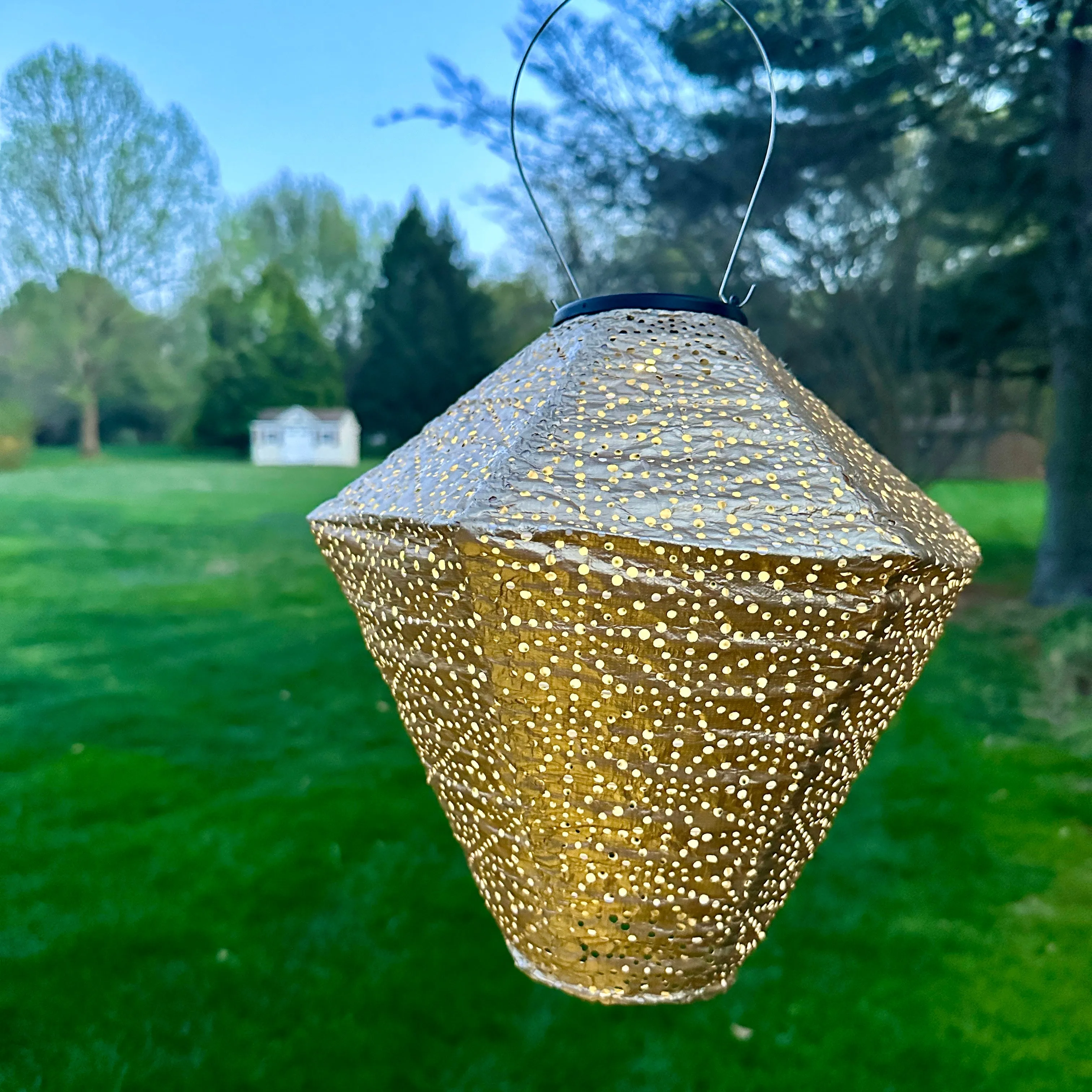 LUMIZ Battery Powered LED Diamond Shaped Lantern