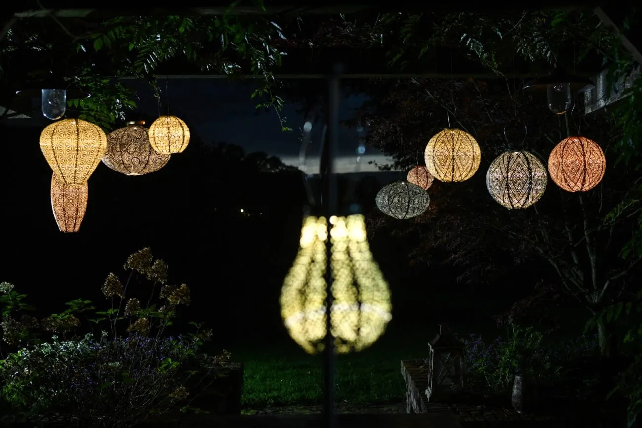 LUMIZ Outdoor Lantern Round 30 - Coconut