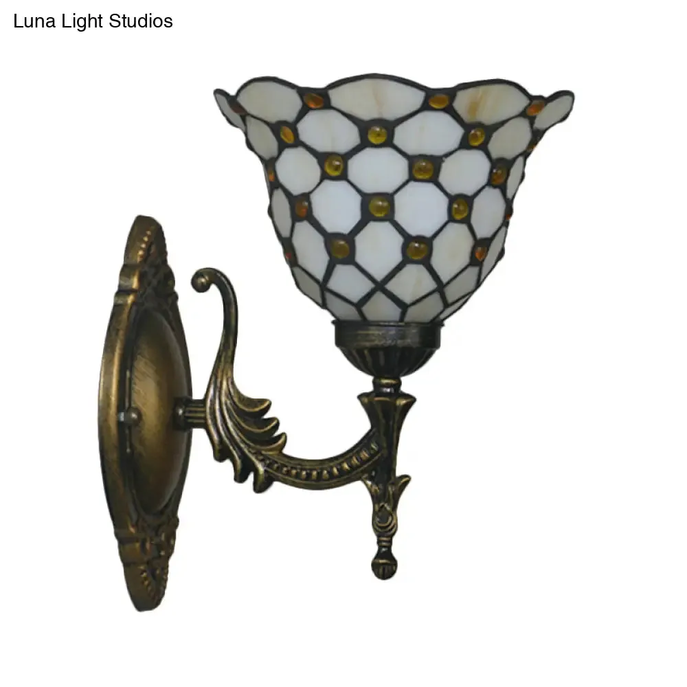 Mediterranean Brass Wall Sconce – Elegant Geometry Cut Glass Shade for Corridor Lighting