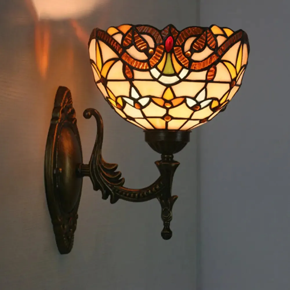 Mediterranean Brass Wall Sconce – Elegant Geometry Cut Glass Shade for Corridor Lighting