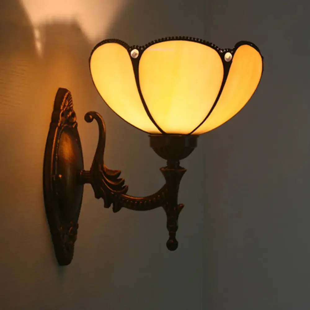 Mediterranean Brass Wall Sconce – Elegant Geometry Cut Glass Shade for Corridor Lighting